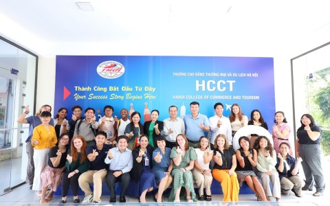 Nâng cao kỹ năng nói tiếng Anh cho sinh viên qua hoạt động giao lưu với người bản ngữ